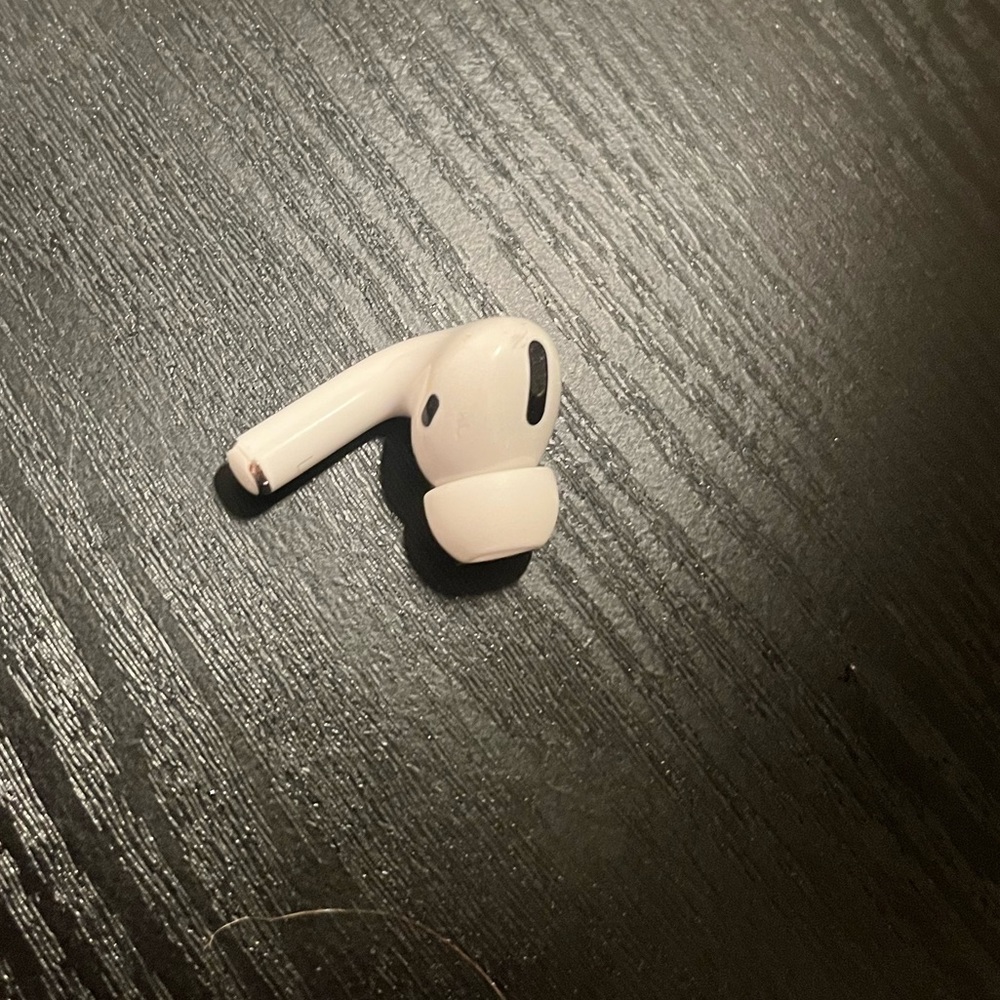 Left Apple AirPod Pro 2nd Generation